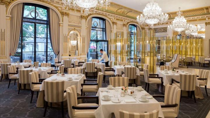 restaurant peninsula paris le lobby