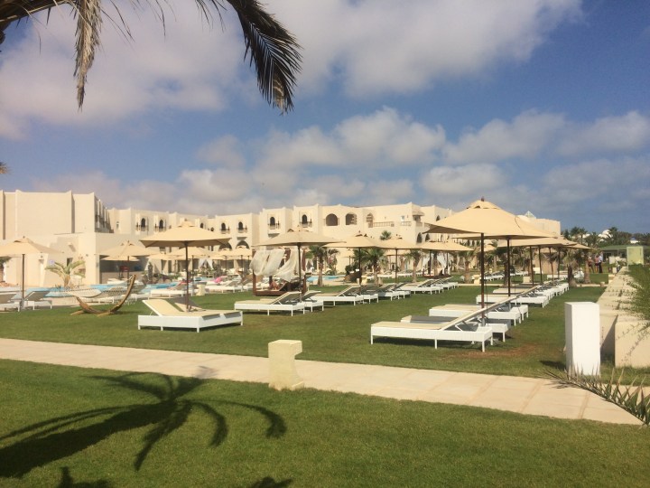 hotel sensimar palm beach palace djerba tunisie piscine