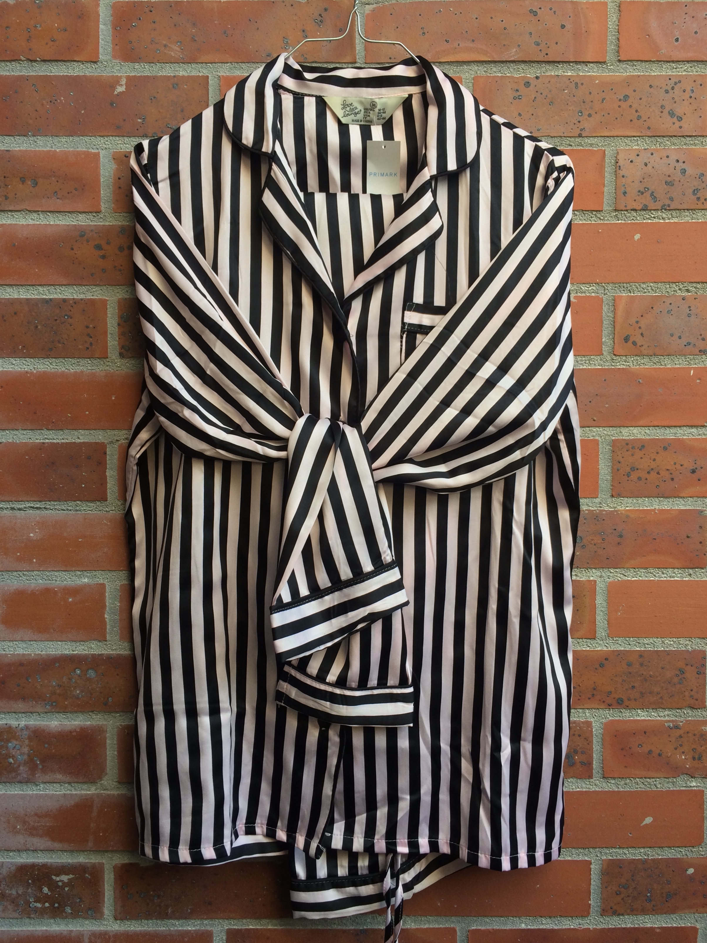 primark hiver janvier 2017 soldes pyjama rayé noir rose dupe victoria's secret