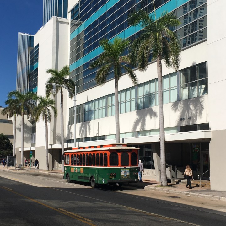 Facetune_30-01-2018-11-17-34