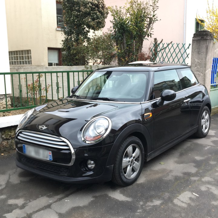 mini cooper 136 bva noir