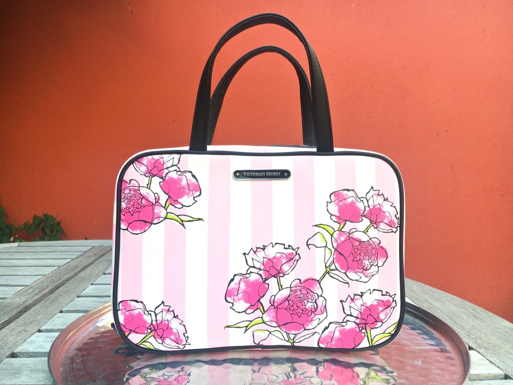 What&rsquo;s in my travel beauty bag&nbsp;?